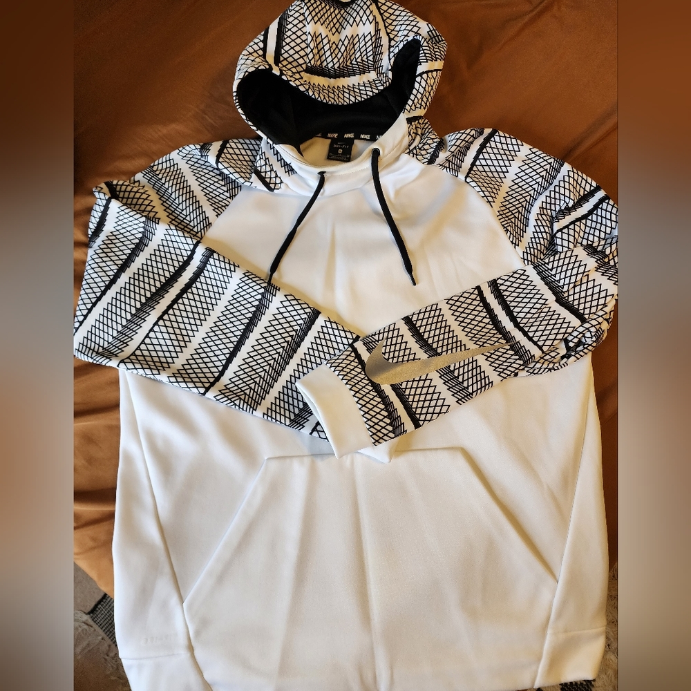 Mens Nike Dri Fit Hoodie (XL)
